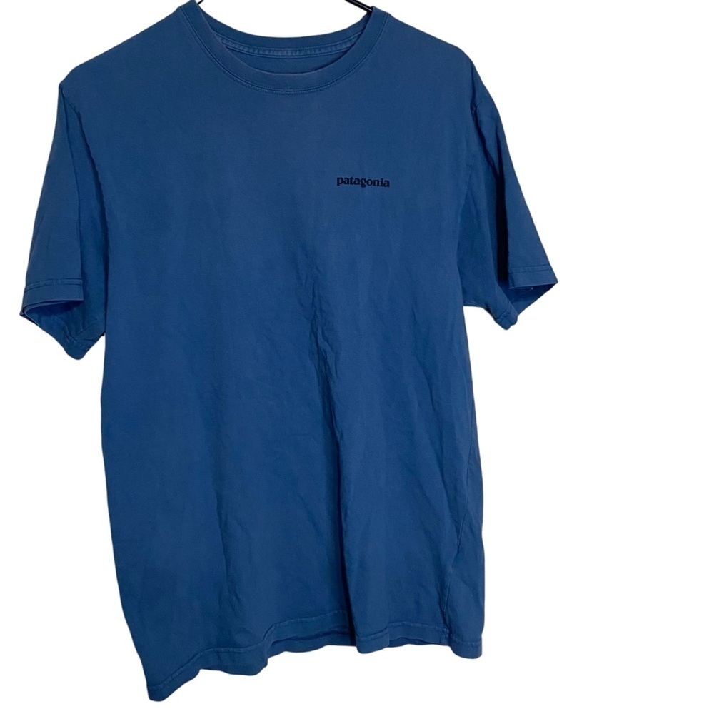 Patagonia Unisex T shirt.‎ Blue Size Medium